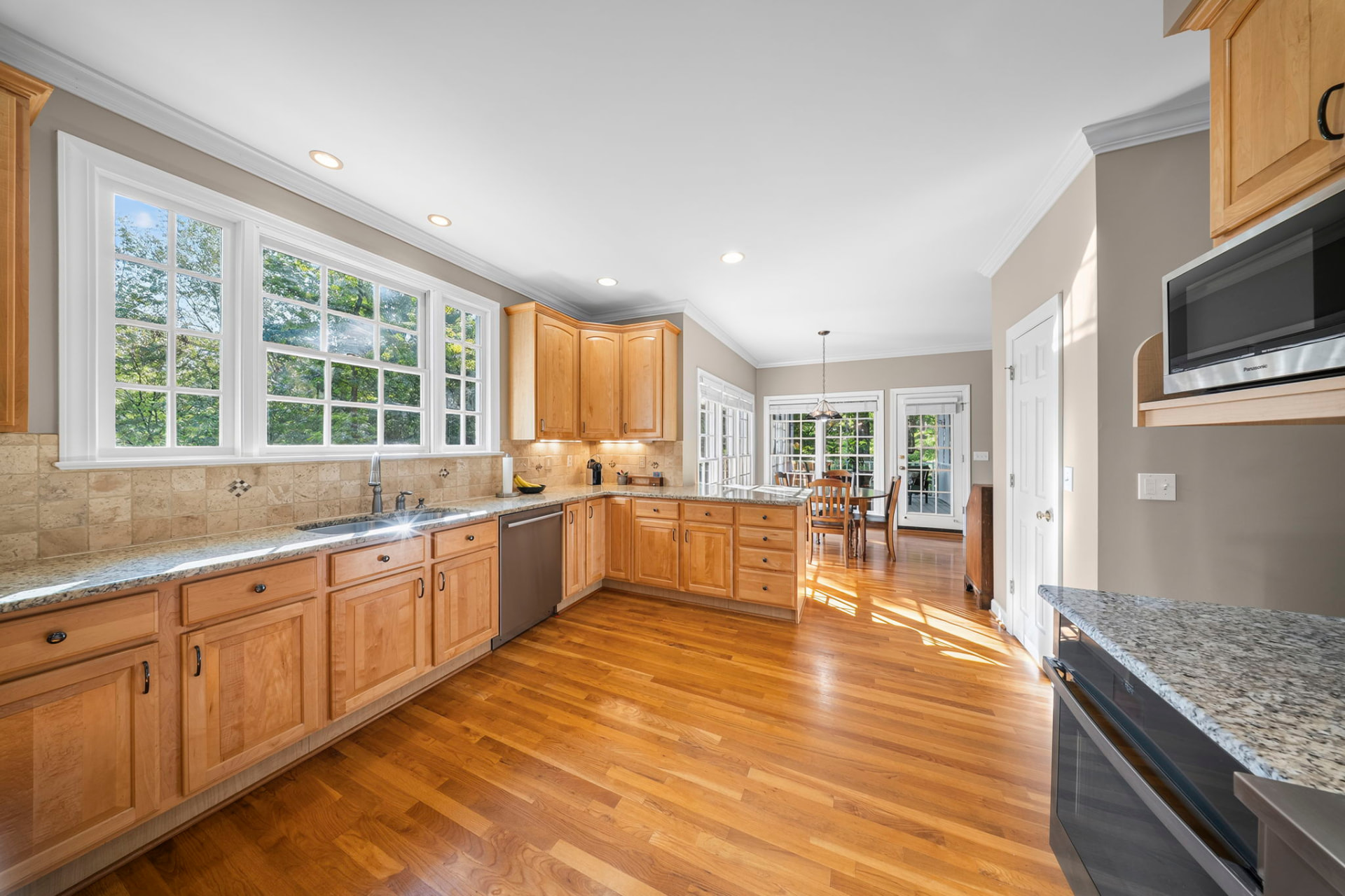 105 Wolf Run Dr — photo 7