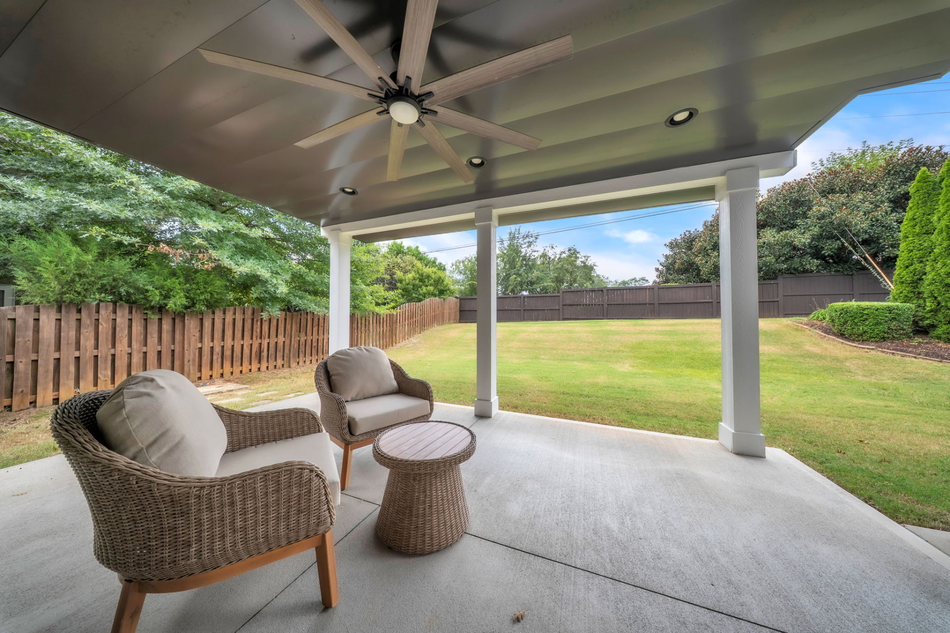 28 Ashby Grove Dr — photo 17