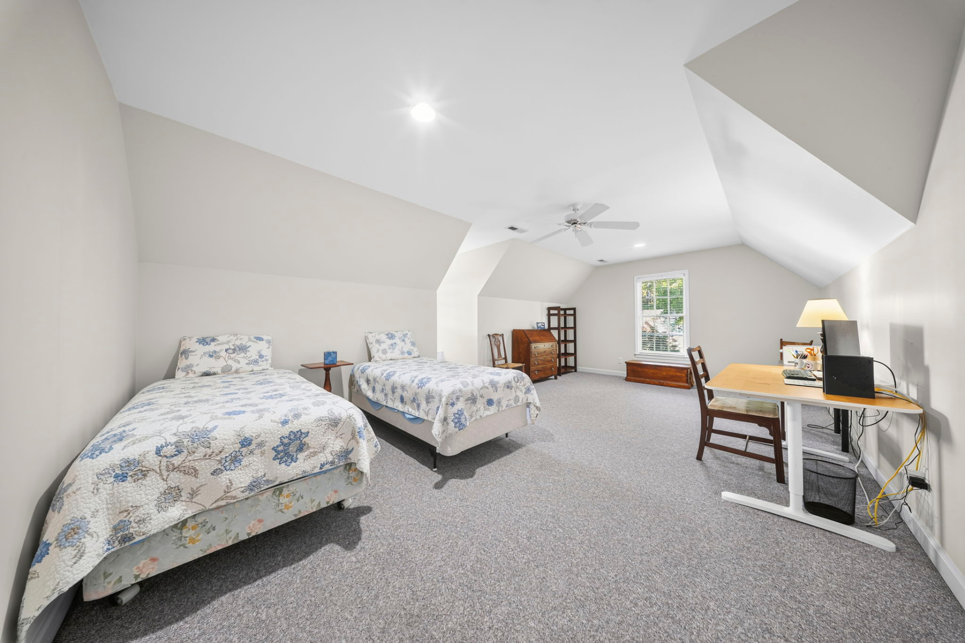 105 Wolf Run Dr — photo 32
