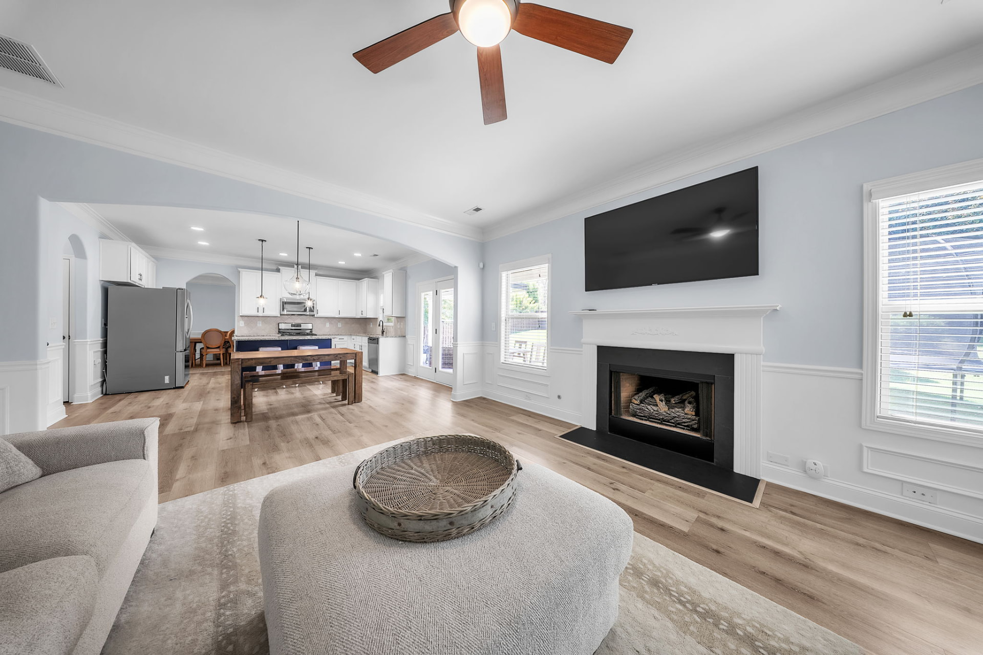 28 Ashby Grove Dr — photo 6