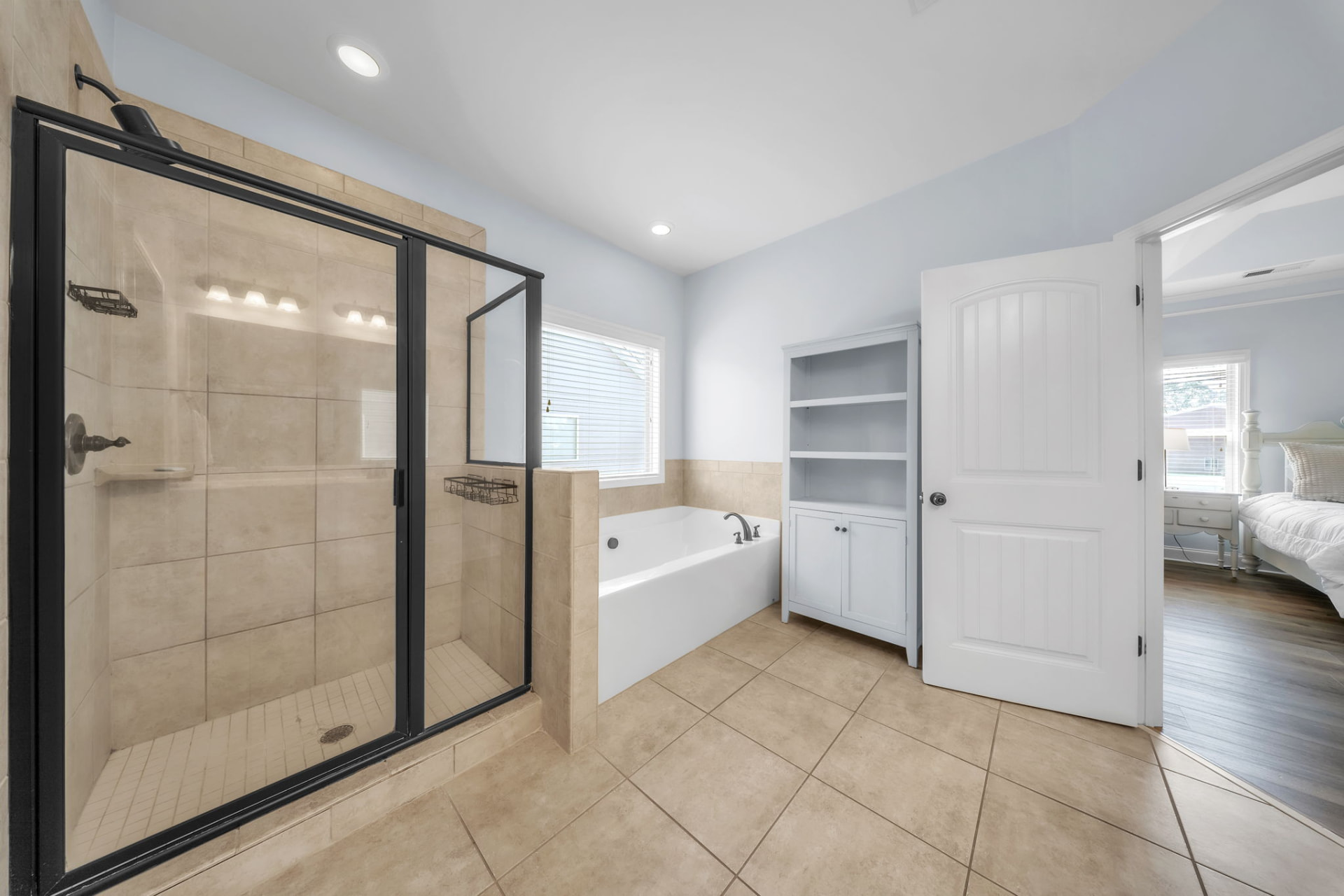 28 Ashby Grove Dr — photo 30